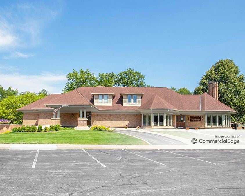 214 West River Drive