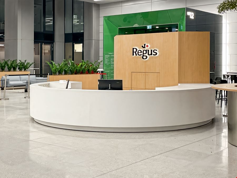 Regus - The Squaire Business Center