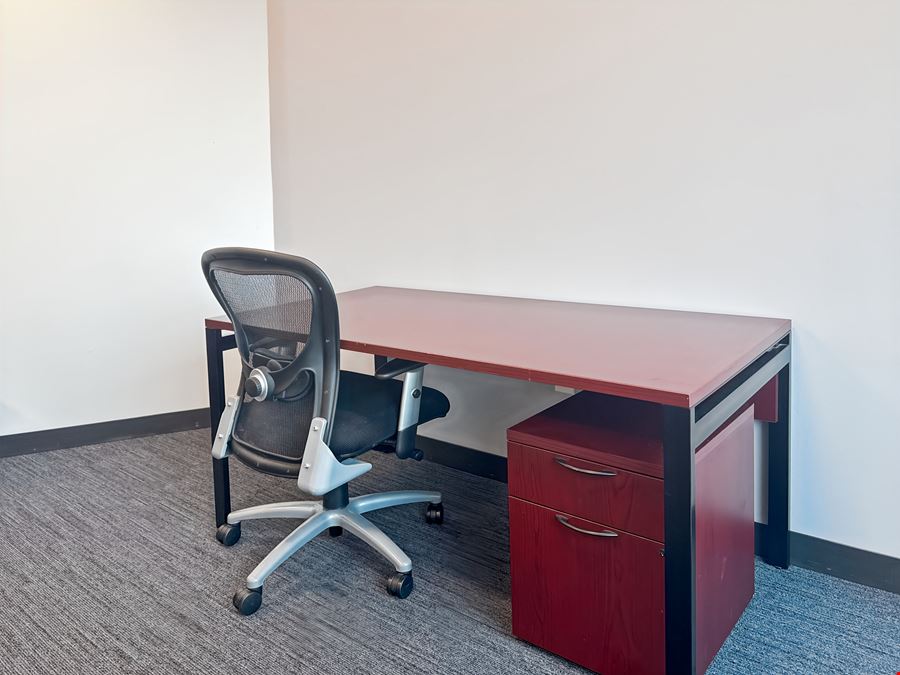 LA, New Orleans - Place St. Charles