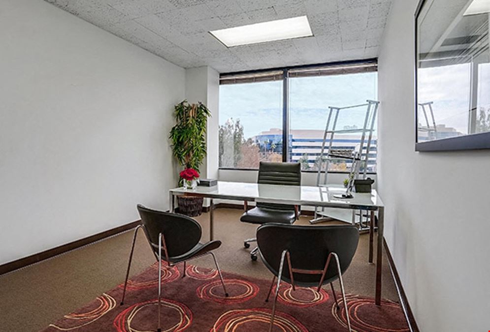 Warner Center Executive Suites