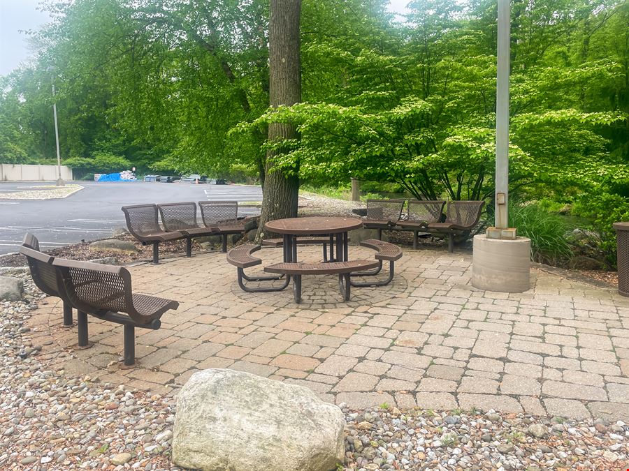 Regus - Mahwah - Wyckoff Ave