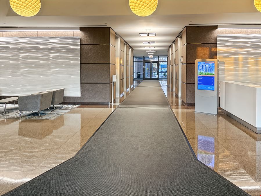 HQ - Schaumburg - 1600 Corporate Centre