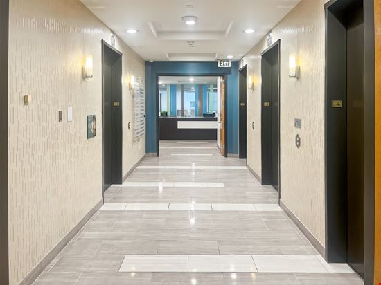 CA, San Diego - Emerald Plaza