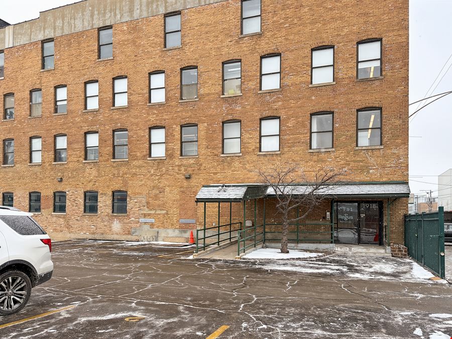 Regus - Chicago - Goose Island