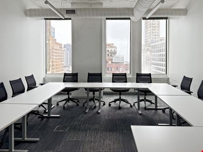 Spaces - Chicago- 1 N State Street