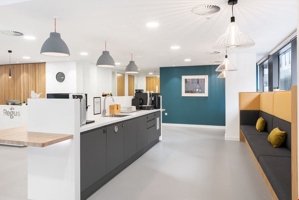 Regus - St James Tower