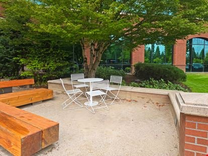 Regus - Beaverton - AmberGlen