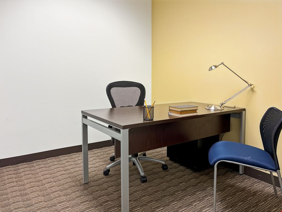 Regus - Waukesha –