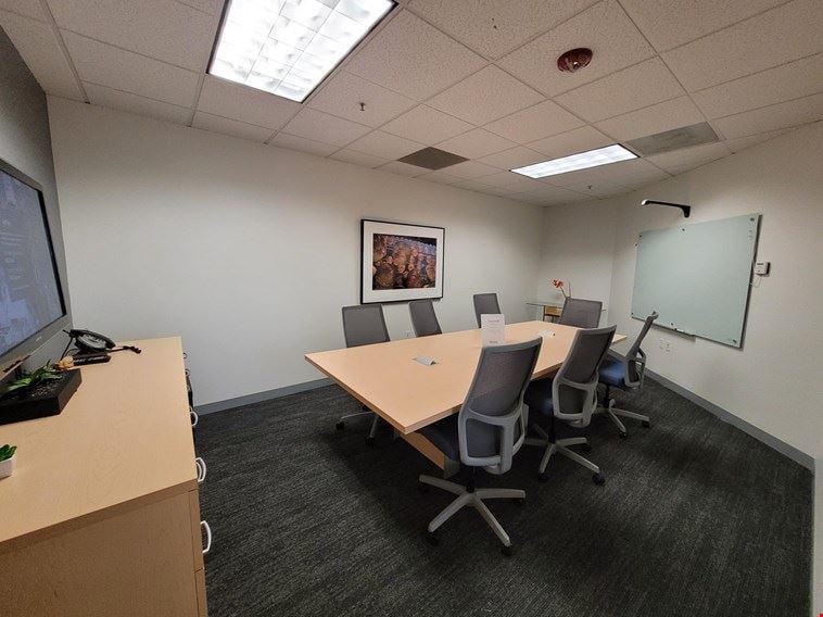Alcove Conf Rm ($60/hr or 3cr/hr)