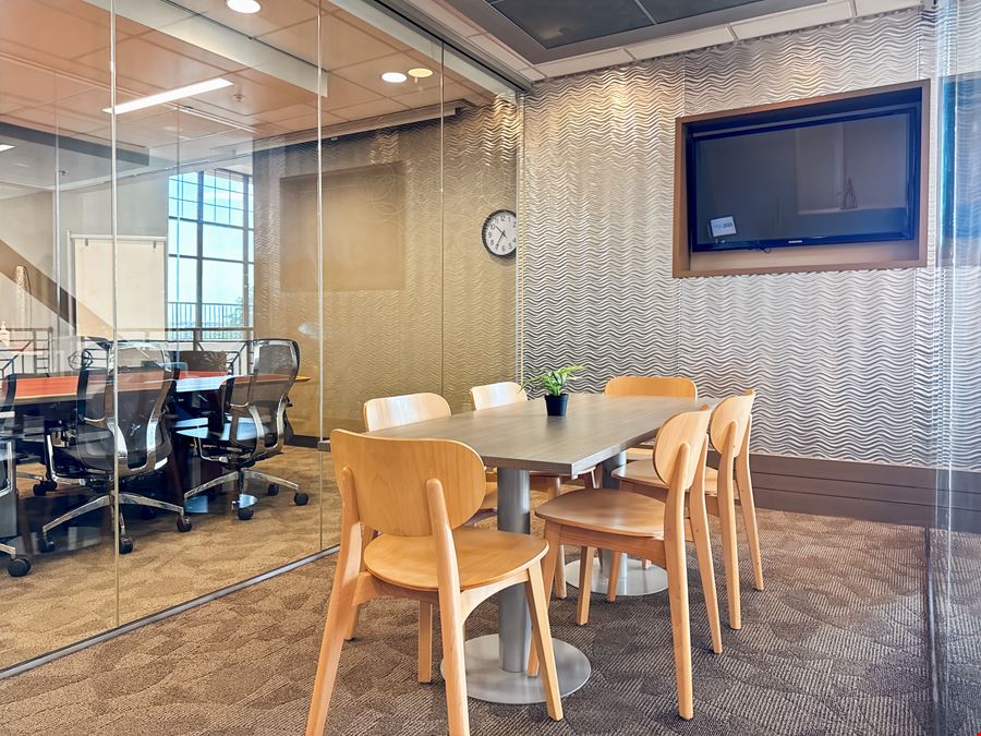 MN, Minneapolis - Maple Grove - Arbor Lakes