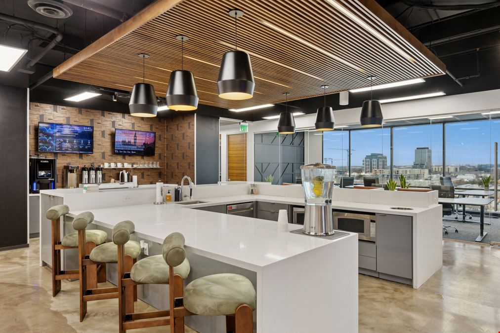 4131 North Central Expressway