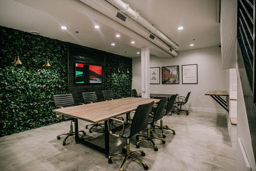 Flexible Lower Level Meeting Space