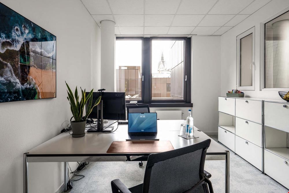 Office Club An der Oper