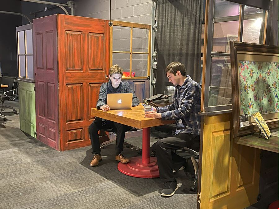 Open Desk Coworking