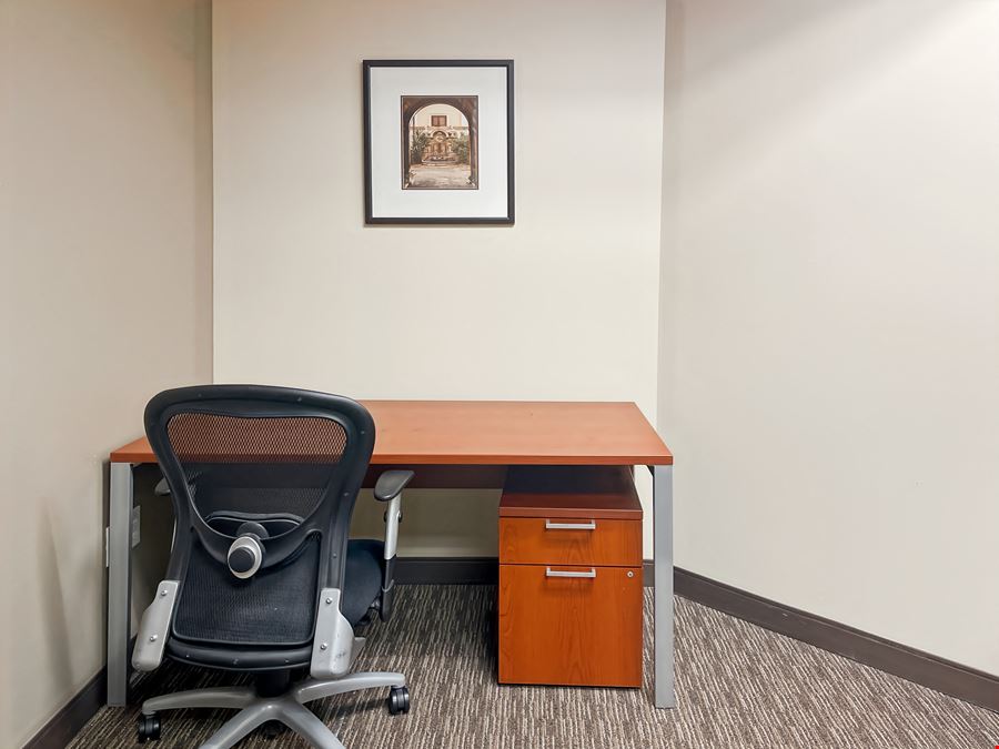 PA, Center Valley - Saucon Valley Plaza