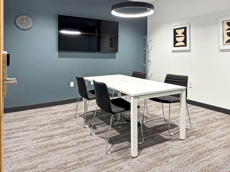 Regus - Hollywood - 1895 Tyler Street
