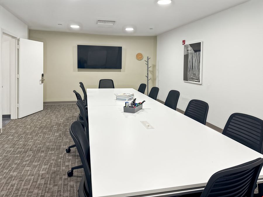 Regus - Doral - 107th Ave