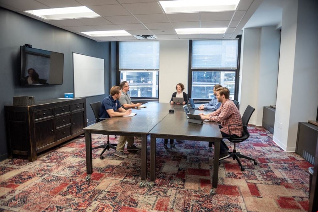 The Parlour | Meeting Room