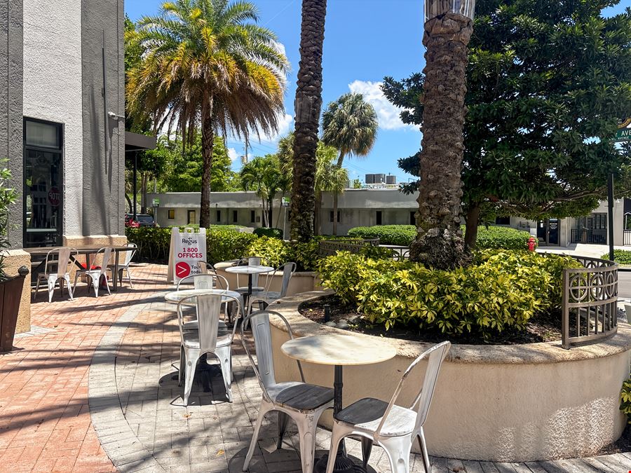 FL, Fort Lauderdale- 100 N. Federal Highway