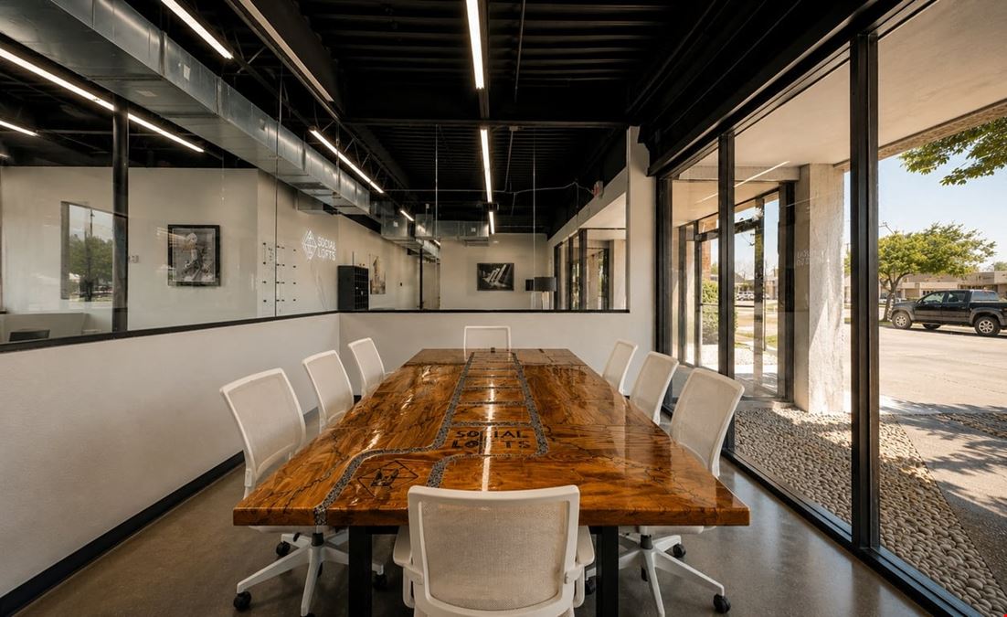 Social Lofts - Solo West
