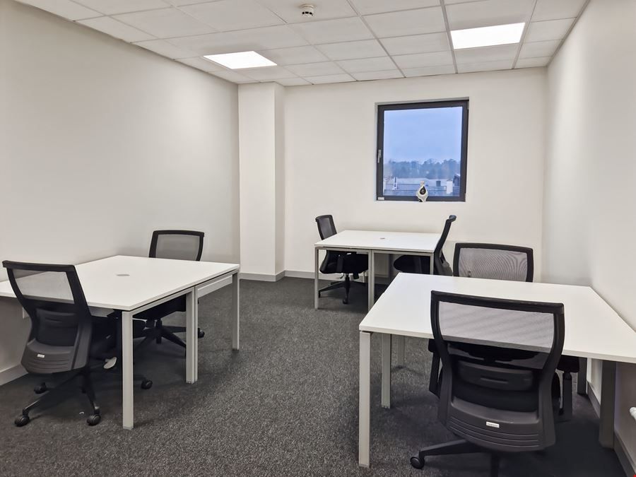Regus - Linenhill House