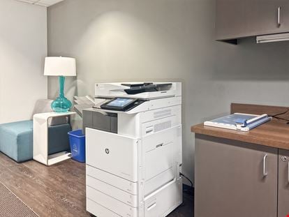 Regus - Boston - Beacon Hil 100 Cambridge Street