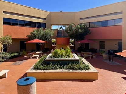 Regus - Tucson - E Broadway Blvd