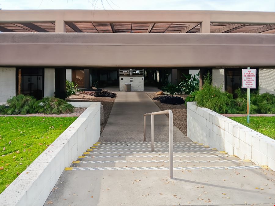 Regus - Phoenix - Shea