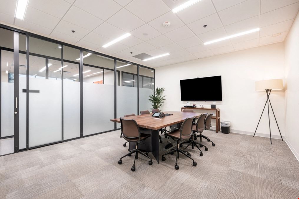 2801 East Camelback Road