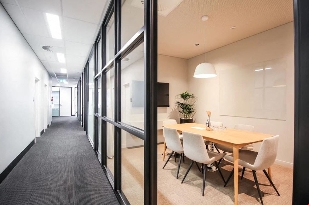 Clarence - 456 Lonsdale Street