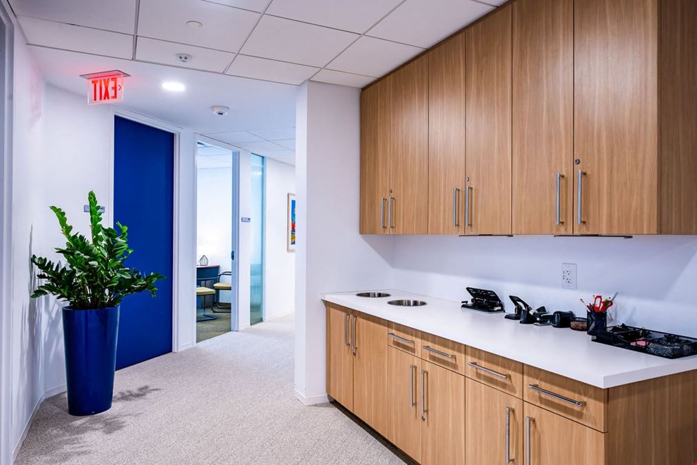 Carr Workplaces - Tysons Boulevard