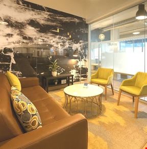 Client Room/Casual Meeting Room