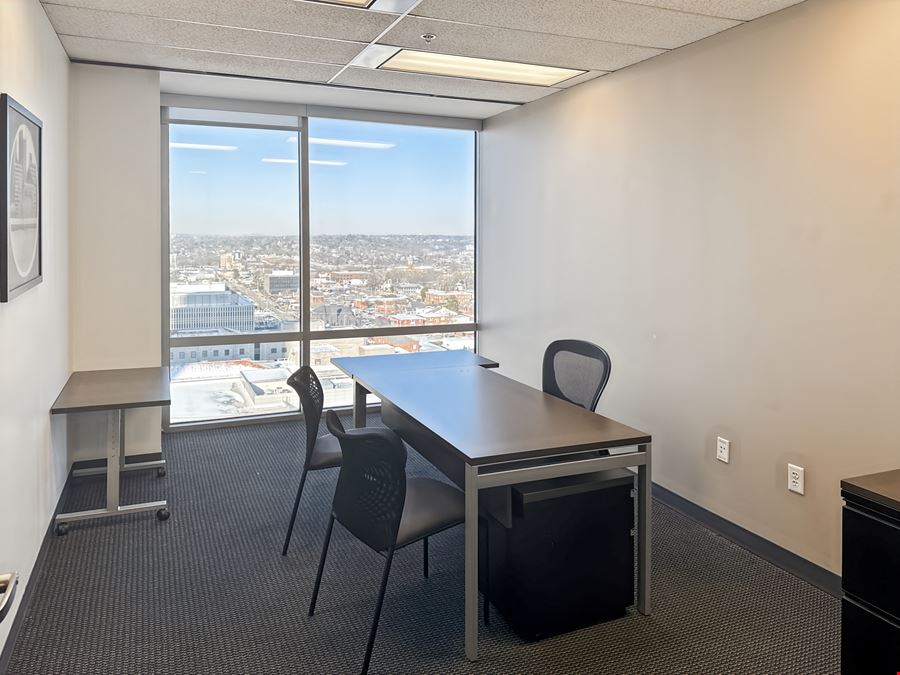 Regus - Little Rock - Regions Center
