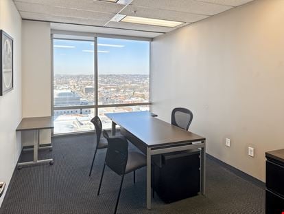 Regus - Little Rock - Regions Center