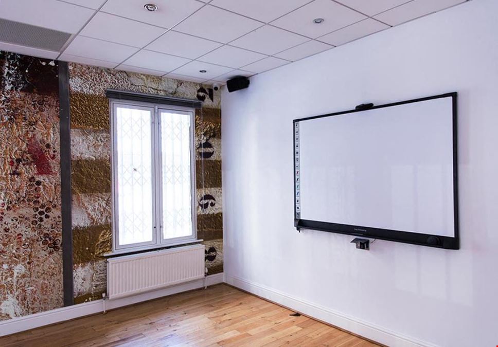 Workspace Hub - St Andrews House