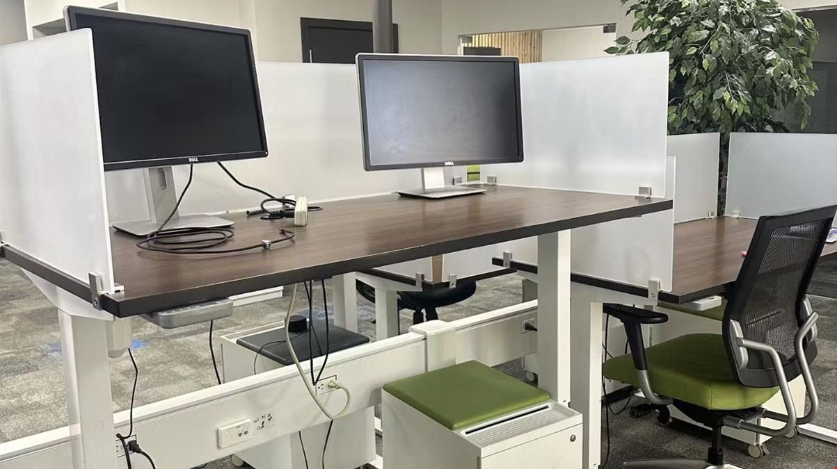 Hot Desk