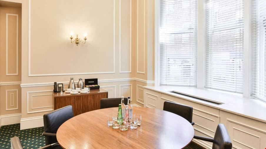 Argyll - Berkeley Square