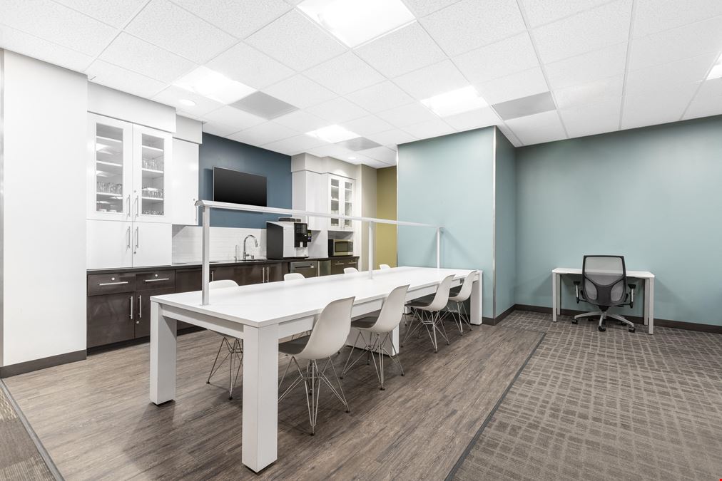 CA, Santa Rosa - Fountaingrove Center