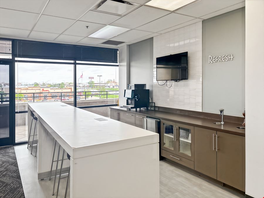 Regus - Columbia - Center Stadium