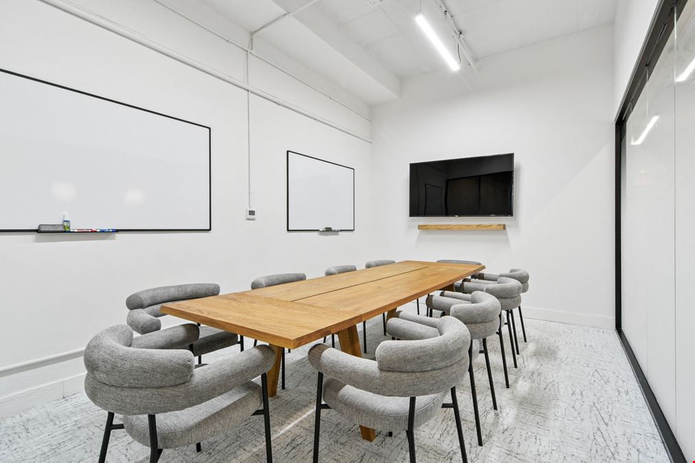 Soho Enterprise Office