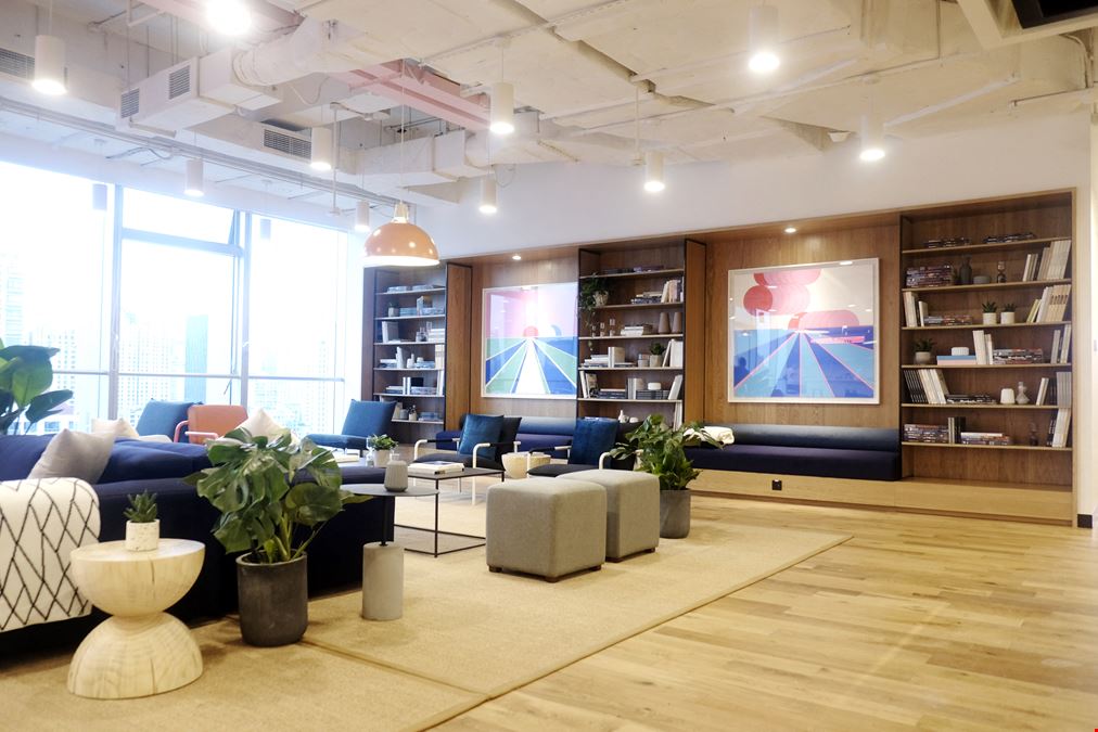 WeWork - China Overseas International Center