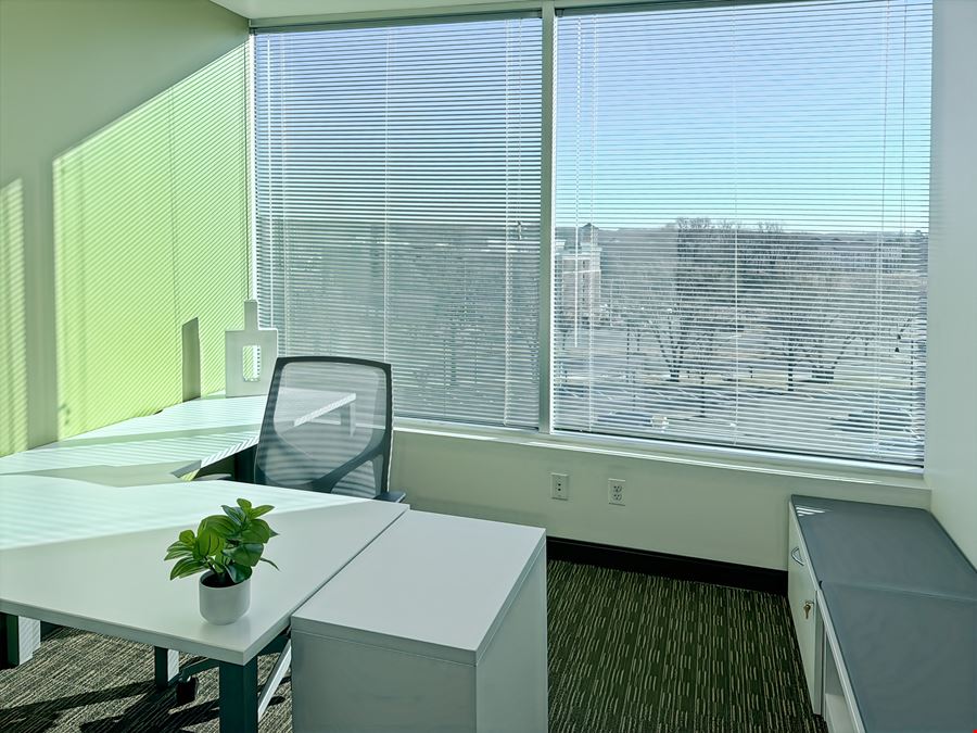 Regus - Bowie - Melford Plaza