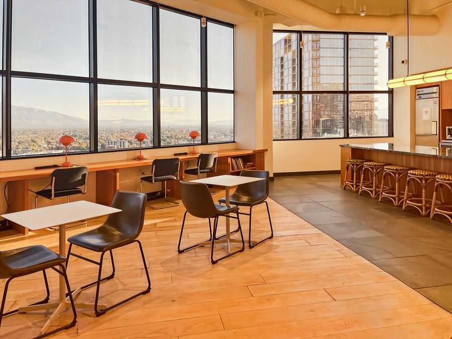 UT, Salt Lake City - 250 E 200 S