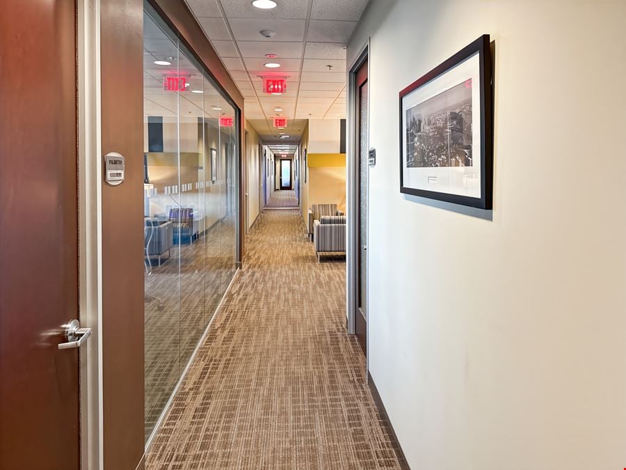 Regus - Miami Lakes - West