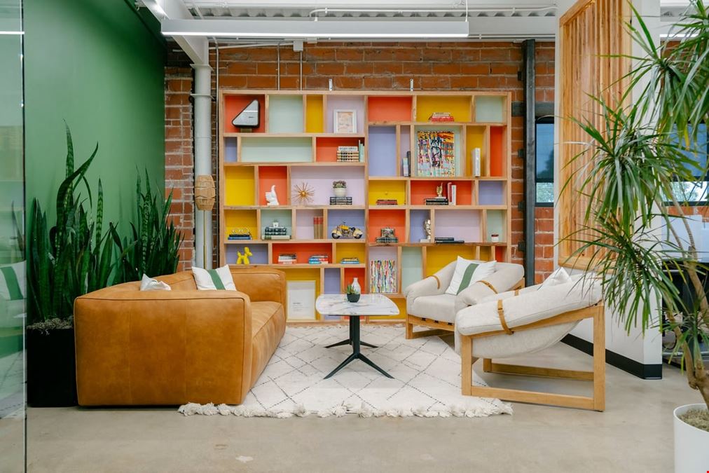 The Root Coworking - The Root - Market Station