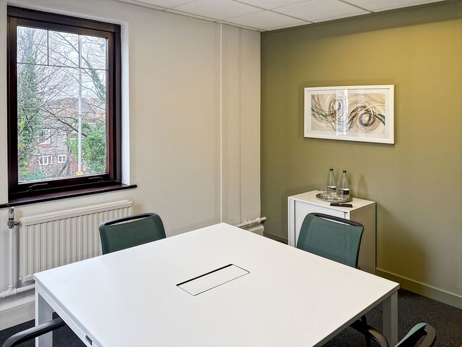 Regus - Winchester Crown Walk