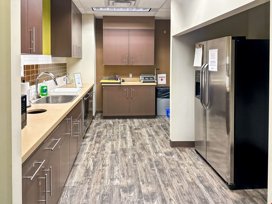 SK, Regina - City Centre - Royal Bank Building