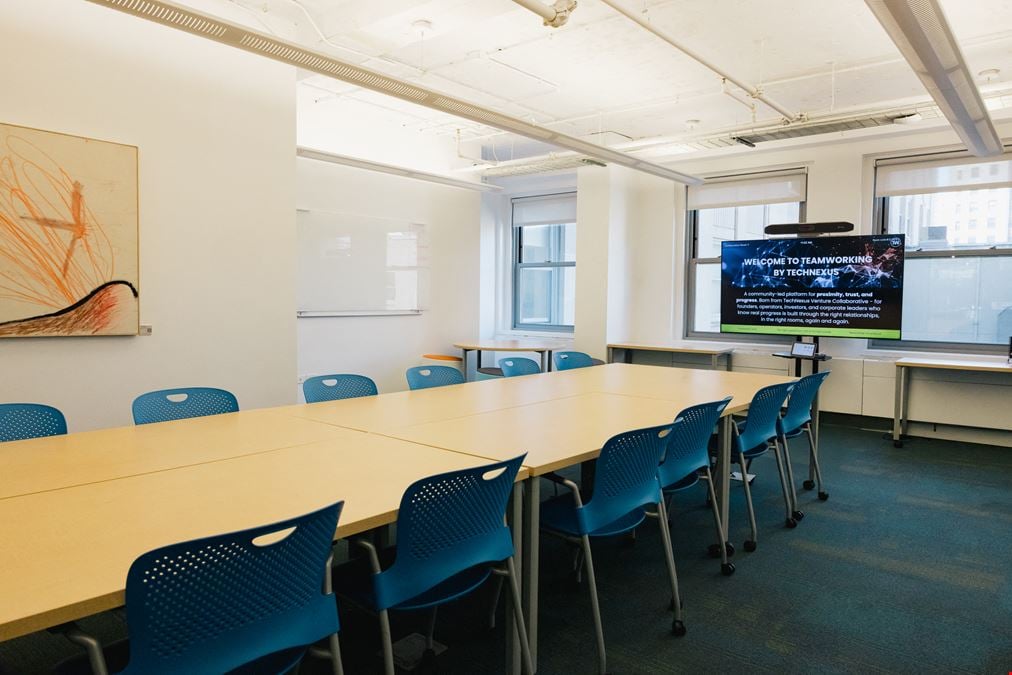 Collaboration Room Y! Virtual Enabled Meeting Rooms with City Views | Ideal for In-Person & Virtual Off-sites | Bright & Modern in a Tech Focused Shared Workspace