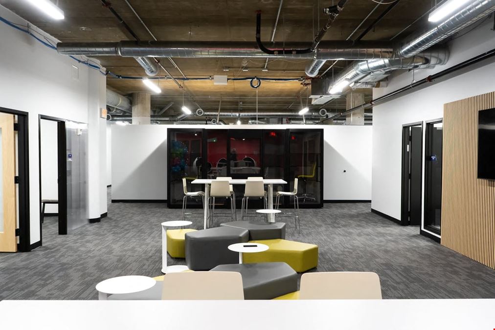 Elevator Co-Warehousing + Community - Elevator Co-Warehousing Des Moines