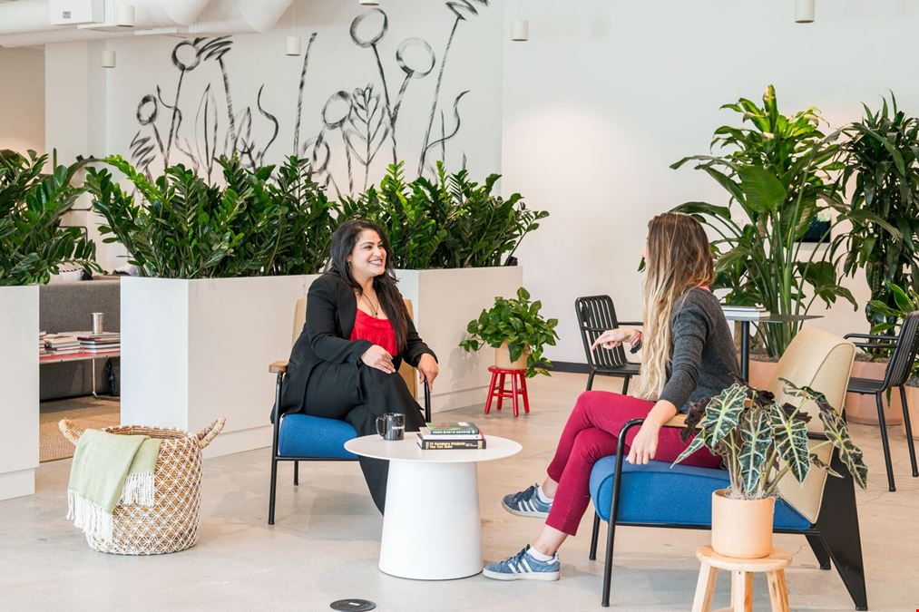 5161 Lankershim Blvd